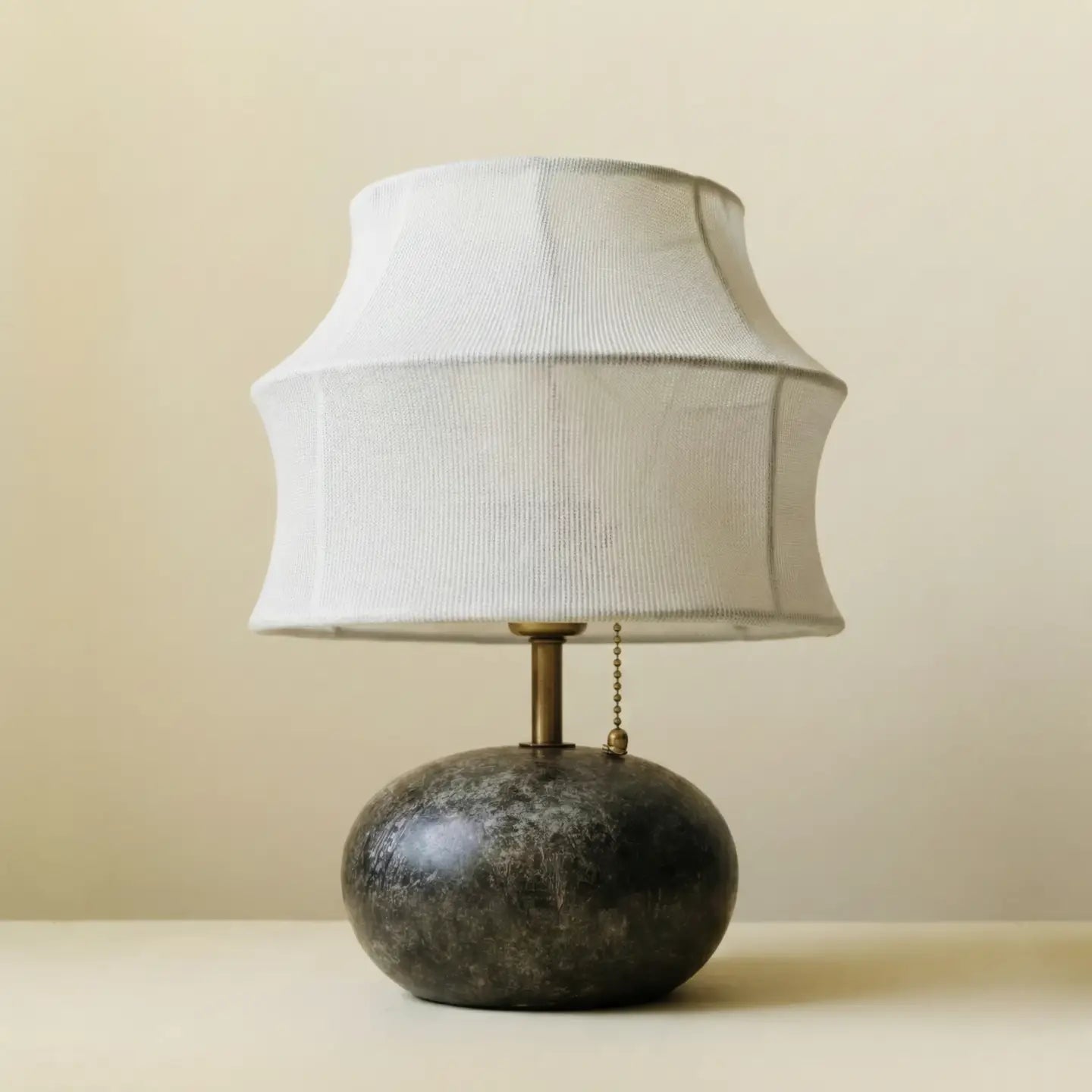 Esquisse Table Lamp