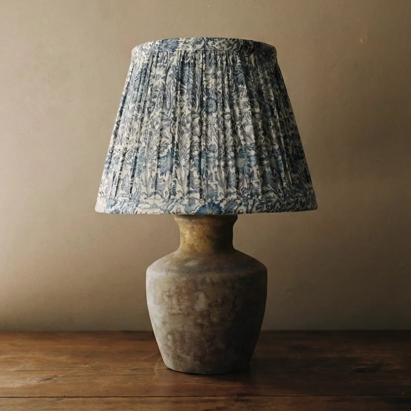 D'oise Table Lamp